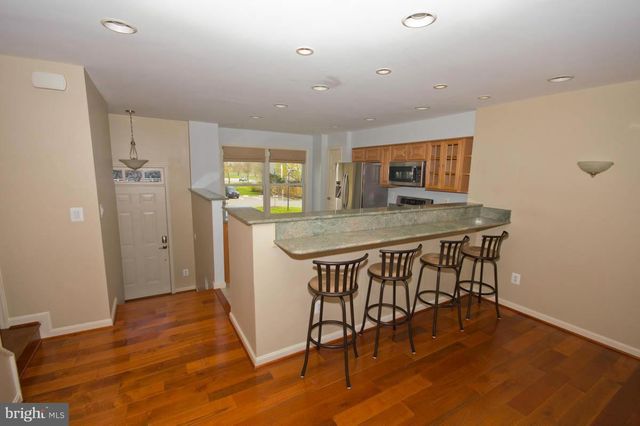 419 DAVIS AVE SW, Leesburg, VA 20175