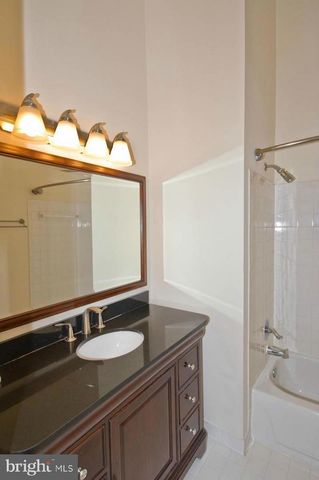 419 DAVIS AVE SW, Leesburg, VA 20175