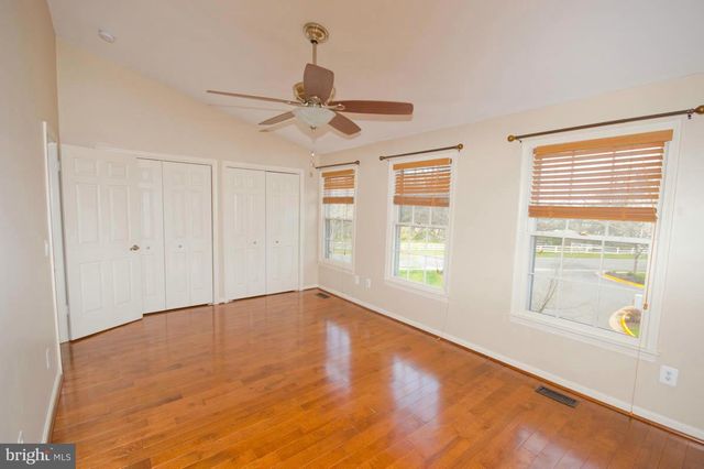 419 DAVIS AVE SW, Leesburg, VA 20175