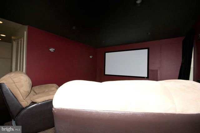 419 DAVIS AVE SW, Leesburg, VA 20175