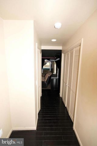 419 DAVIS AVE SW, Leesburg, VA 20175