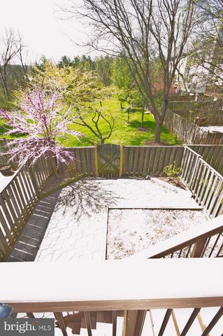 419 DAVIS AVE SW, Leesburg, VA 20175