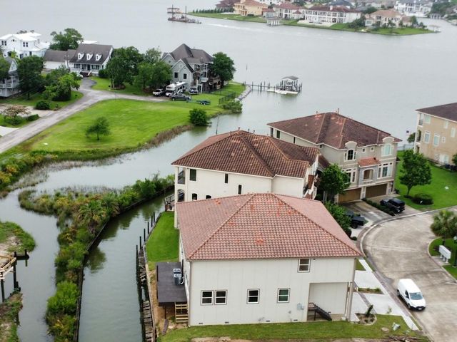 4025 Boardwalk Boulevard, Seabrook, TX 77586