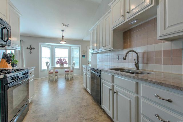 113 Pinnacle Drive, Bryant, AR 72022