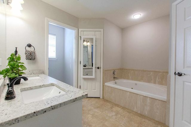 113 Pinnacle Drive, Bryant, AR 72022