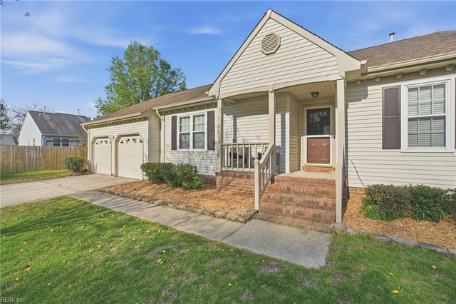 439 Willow Bend DR, Chesapeake, VA 23323