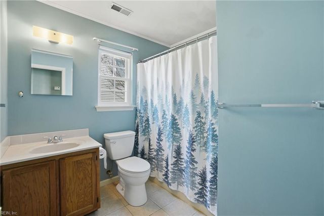 439 Willow Bend DR, Chesapeake, VA 23323