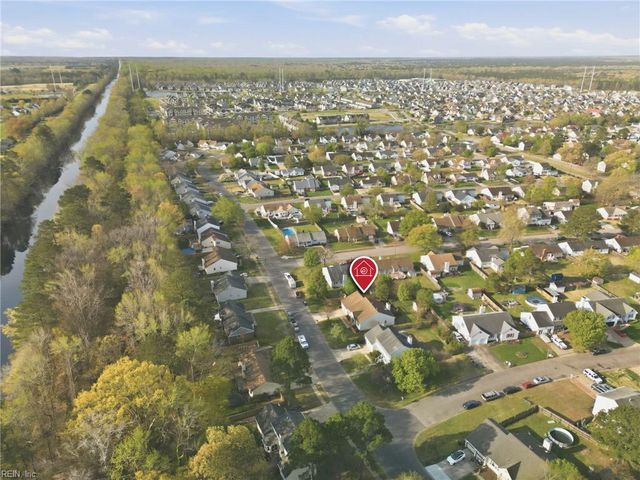 439 Willow Bend DR, Chesapeake, VA 23323