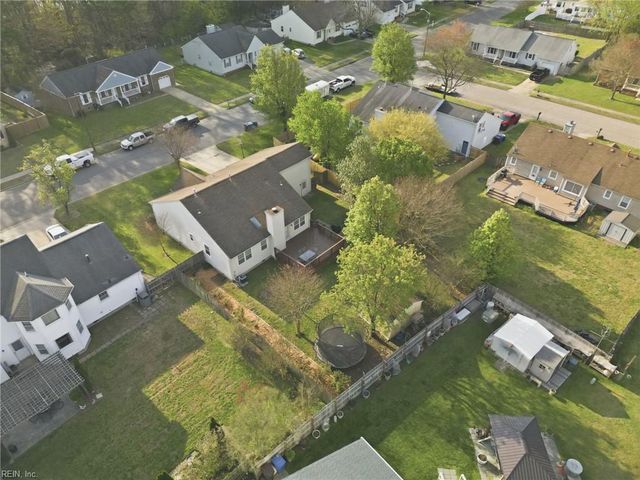 439 Willow Bend DR, Chesapeake, VA 23323