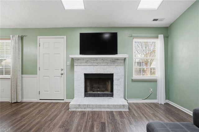 439 Willow Bend DR, Chesapeake, VA 23323