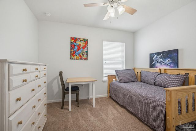 5768 Blackhorse Cir, Pensacola, FL 32526