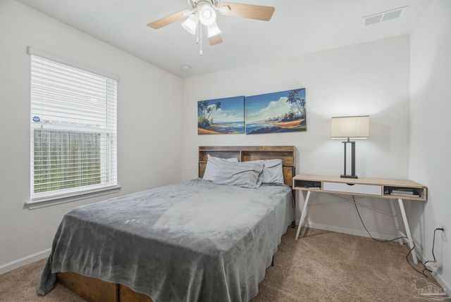 5768 Blackhorse Cir, Pensacola, FL 32526