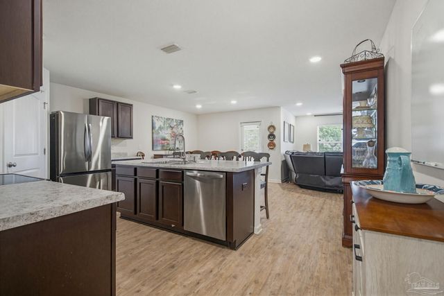 5768 Blackhorse Cir, Pensacola, FL 32526