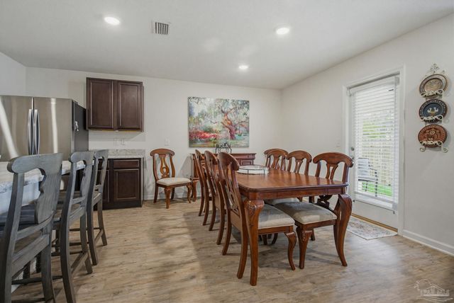 5768 Blackhorse Cir, Pensacola, FL 32526