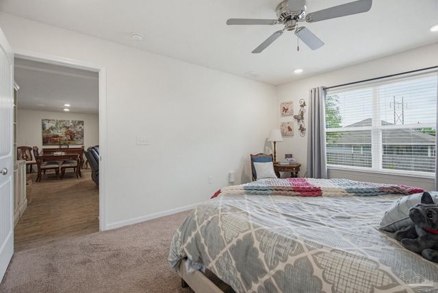 5768 Blackhorse Cir, Pensacola, FL 32526