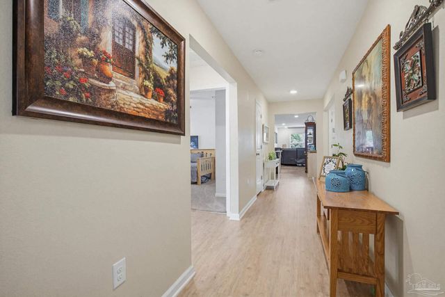 5768 Blackhorse Cir, Pensacola, FL 32526