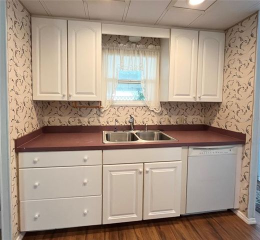 3221 SWEET BAY TERRACE, Sarasota, FL 34237