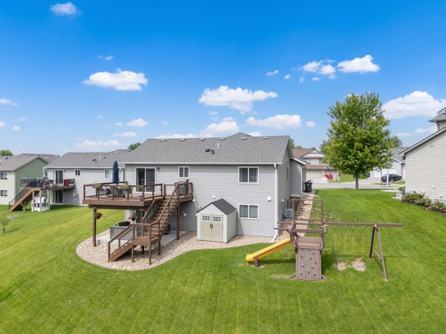 4938 Bishop Lane NW, Rochester, MN 55901