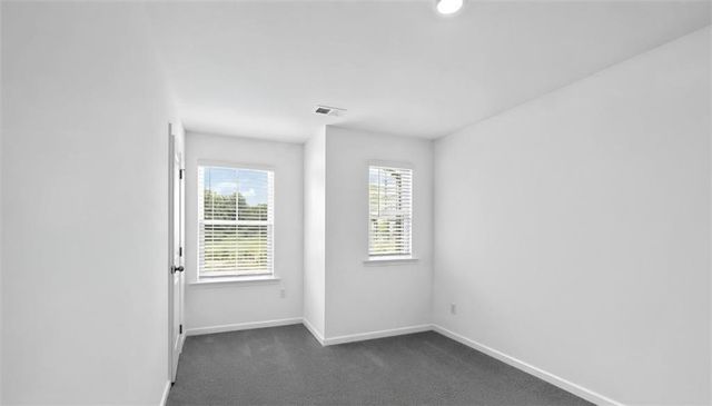 2044 Presley Point, Lawrenceville, GA 30044