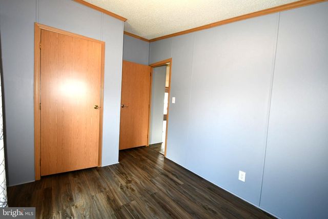 45 MAPLE DR, Doylestown, PA 18901