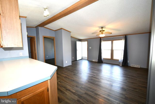 45 MAPLE DR, Doylestown, PA 18901