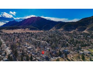 1084 Grant Pl, Boulder, CO 80302