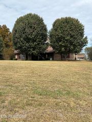 1501 Double D Drive, Sevierville, TN 37876