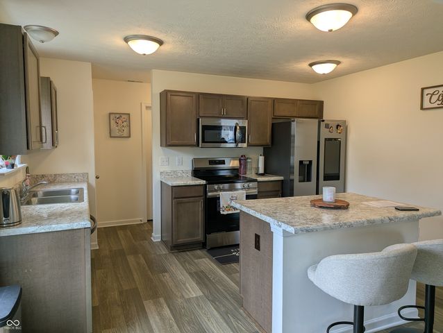 2018 Sandhill Drive, Seymour, IN 47274
