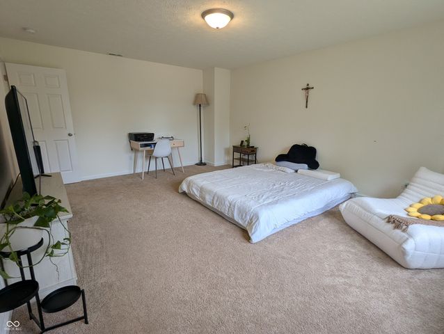 2018 Sandhill Drive, Seymour, IN 47274