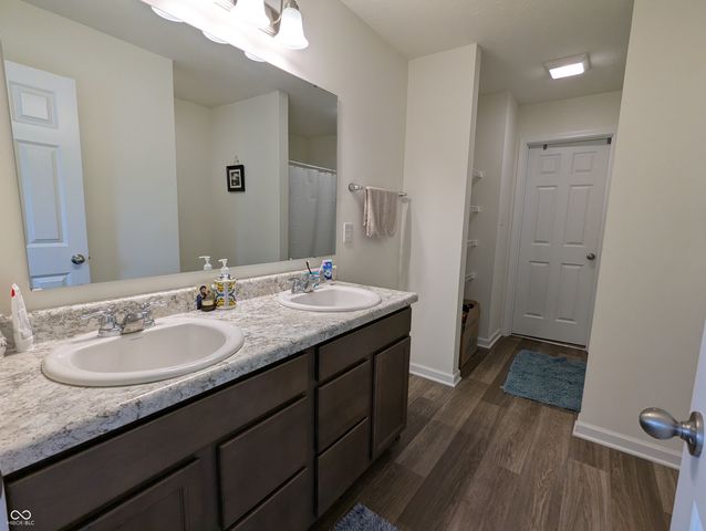 2018 Sandhill Drive, Seymour, IN 47274