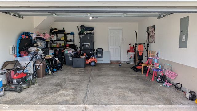 2018 Sandhill Drive, Seymour, IN 47274