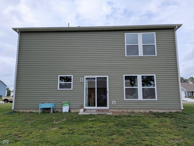 2018 Sandhill Drive, Seymour, IN 47274