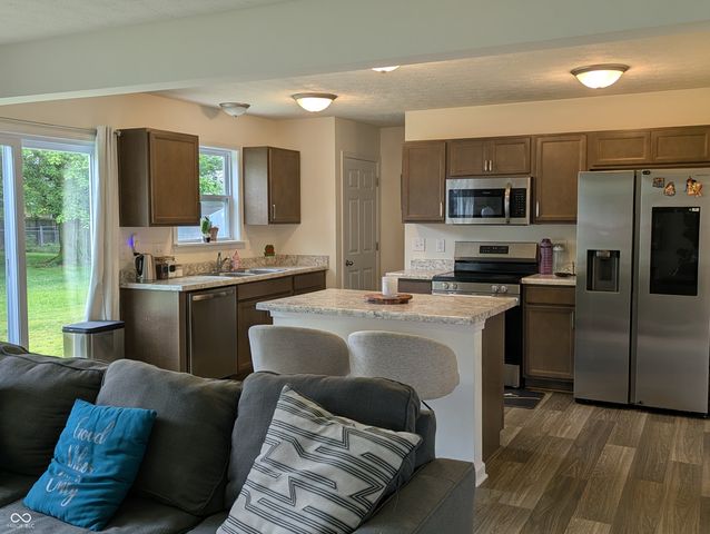2018 Sandhill Drive, Seymour, IN 47274