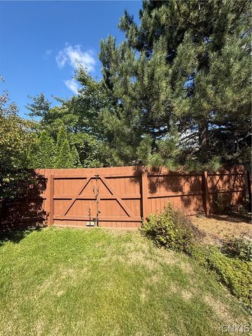 147 Century Dr, Geddes, NY 13209