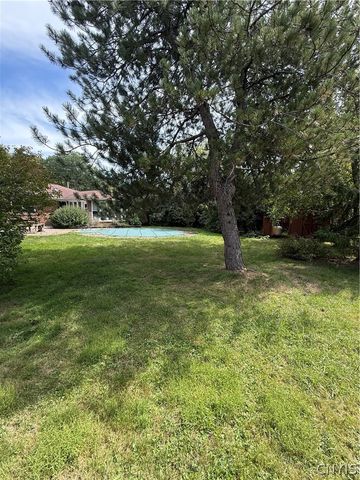 147 Century Dr, Geddes, NY 13209