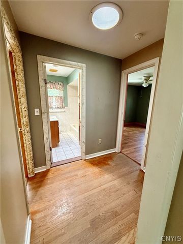147 Century Dr, Geddes, NY 13209