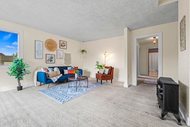 403 E 9TH AVE, Post Falls, ID 83854
