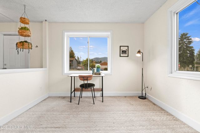 403 E 9TH AVE, Post Falls, ID 83854