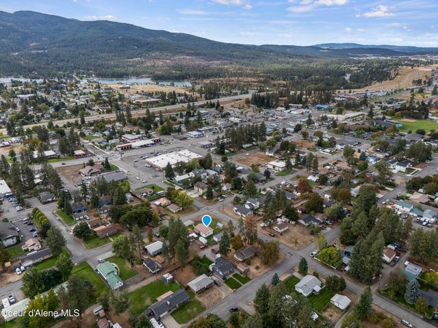 403 E 9TH AVE, Post Falls, ID 83854