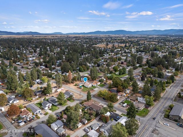 403 E 9TH AVE, Post Falls, ID 83854