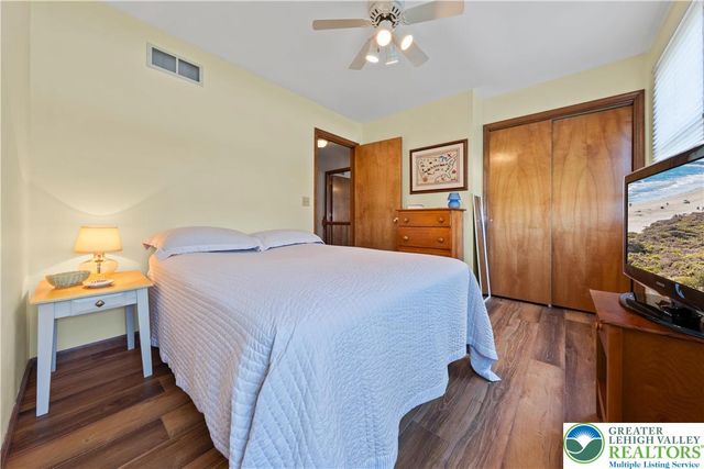 2725 Appian Way, Forks Twp, PA 18040