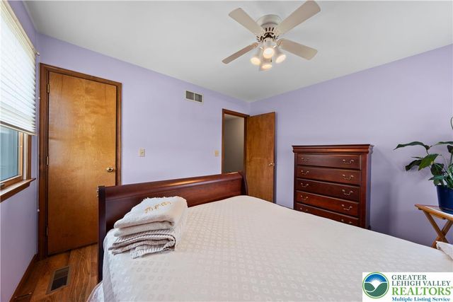 2725 Appian Way, Forks Twp, PA 18040