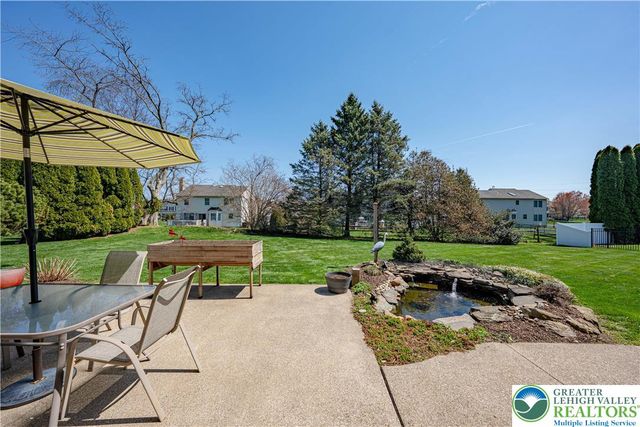 2725 Appian Way, Forks Twp, PA 18040