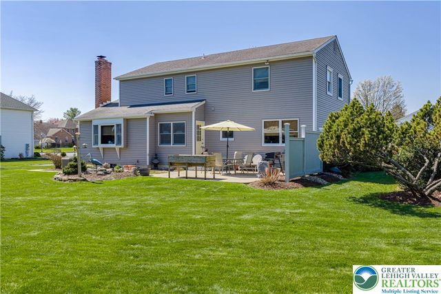 2725 Appian Way, Forks Twp, PA 18040