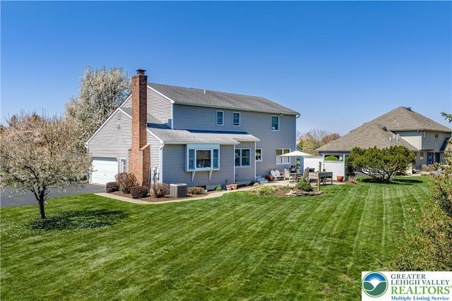 2725 Appian Way, Forks Twp, PA 18040