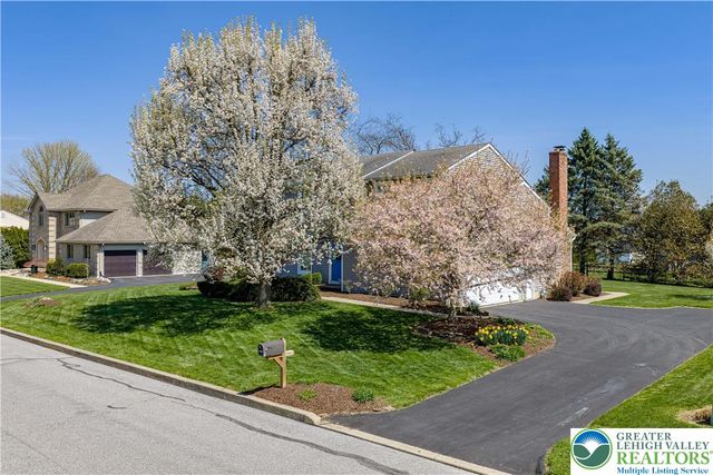 2725 Appian Way, Forks Twp, PA 18040