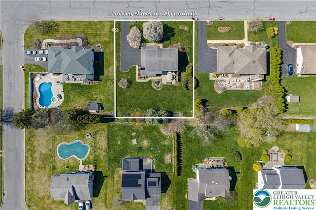 2725 Appian Way, Forks Twp, PA 18040