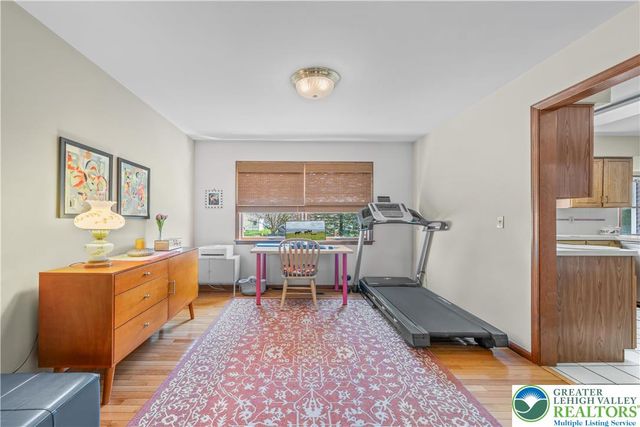 2725 Appian Way, Forks Twp, PA 18040