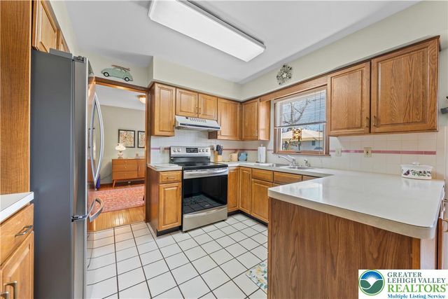 2725 Appian Way, Forks Twp, PA 18040