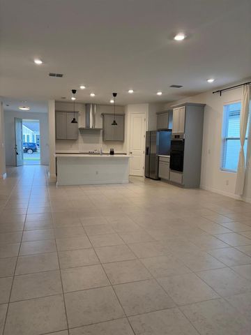 3125 VOYAGER AVENUE, St Cloud, FL 34771